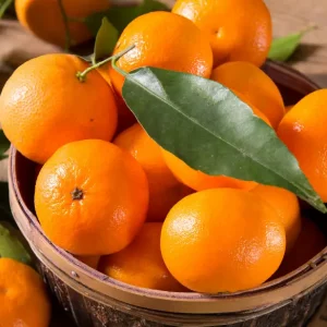 Clementinas naturales encima de una mesa